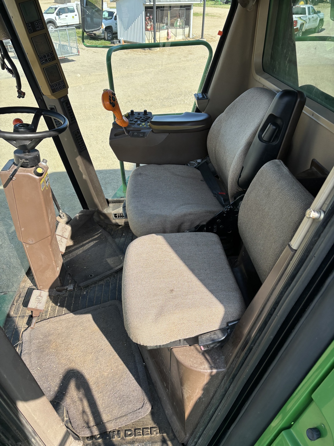 2001 John Deere 9750 STS Image 7