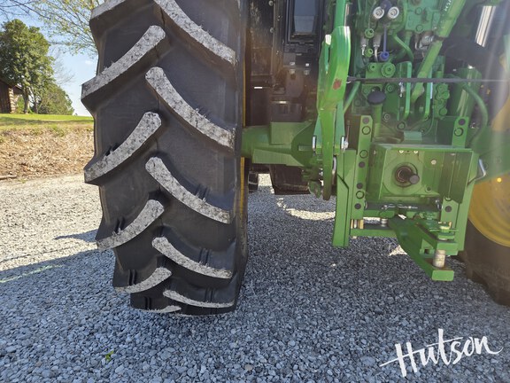 Photo of 2023 John Deere 6145M