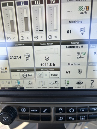 2023 John Deere 8R 230 Photo 8