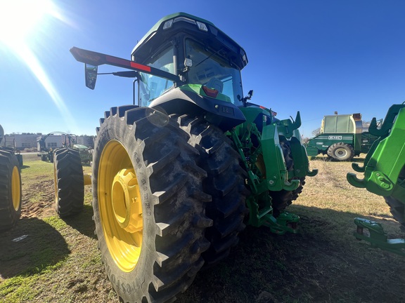 2023 John Deere 8R 340 Photo 4