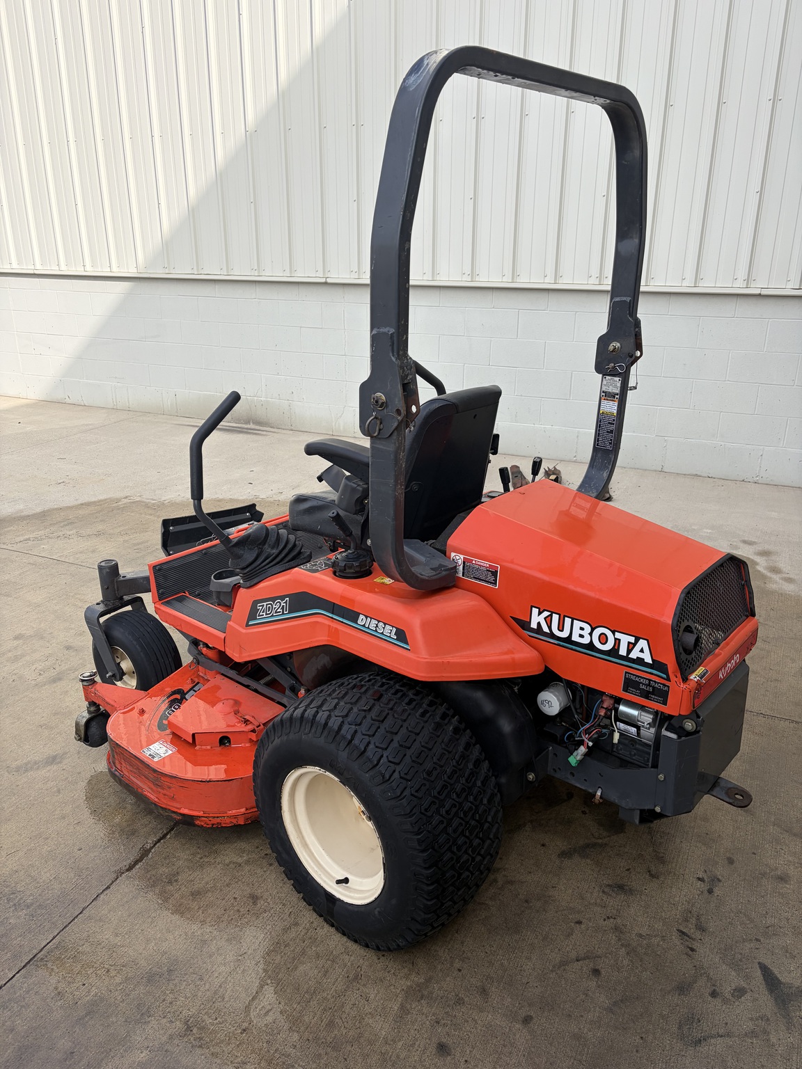 Kubota ZD21 Image 2