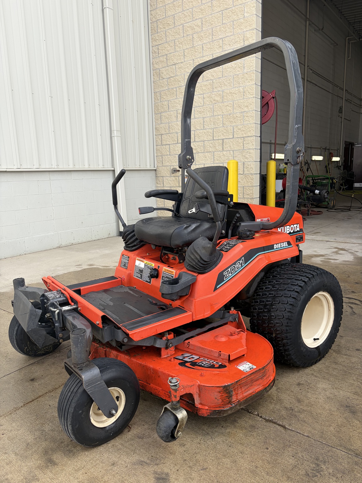 Kubota ZD21 Image 1