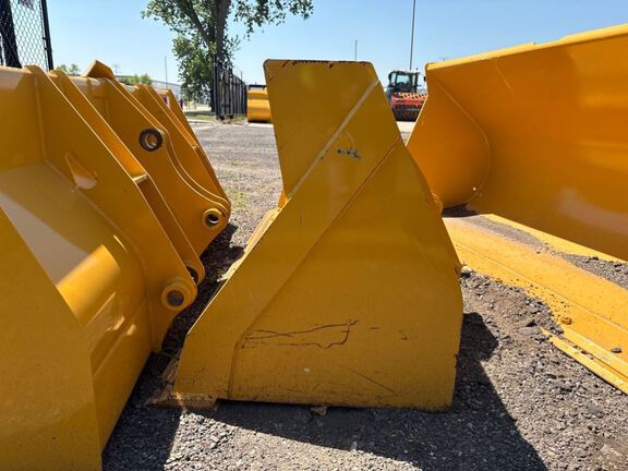 2024 John Deere 410P1.5CY