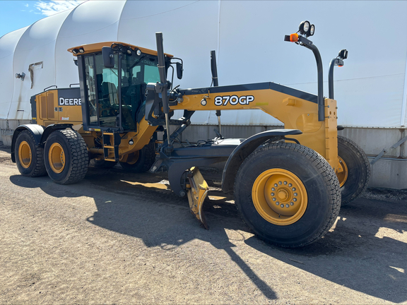 2018 John Deere 870G