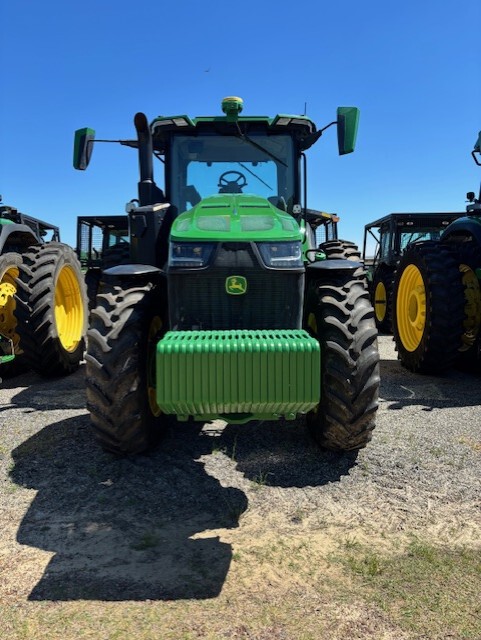 2023 John Deere 8R 280 Image 2