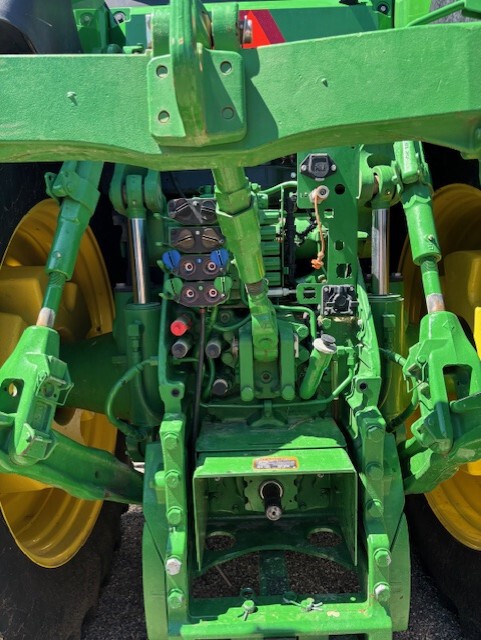 2023 John Deere 8R 280 Image 5