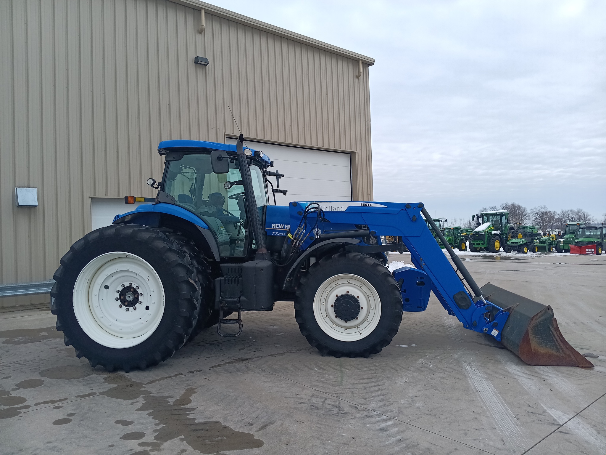 2011 New Holland T7.250 Image 2