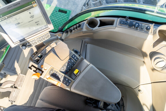 Used 2023 John Deere 8R 250 Row Crop Tractors at Koenig Equipment in Anna, OH - Photo26