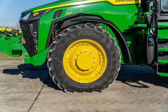 Used 2023 John Deere 8R 250 Row Crop Tractors at Koenig Equipment in Anna, OH - Photo8
