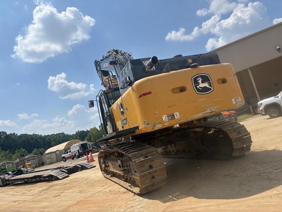 2023 John Deere 470 P