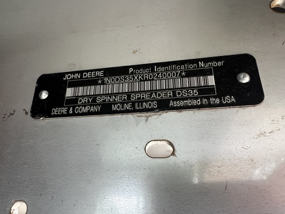 2024 John Deere 800R - Photo49