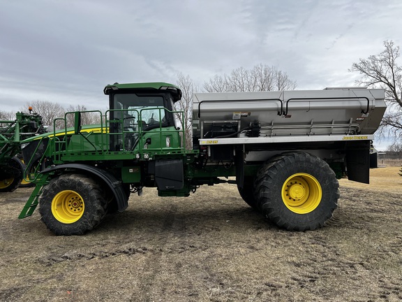 2024 John Deere 800R - Photo3