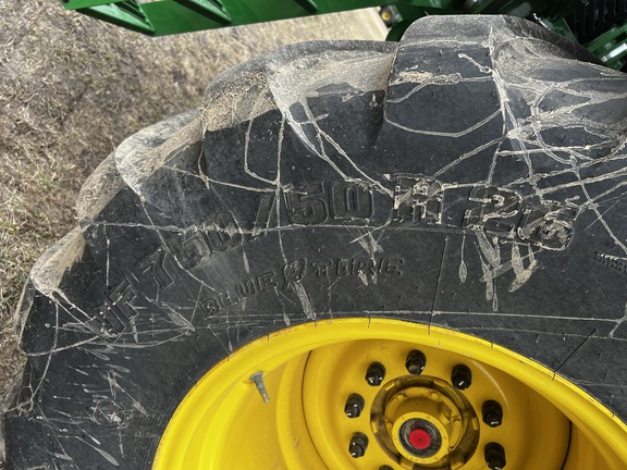 2024 John Deere 800R - Photo9