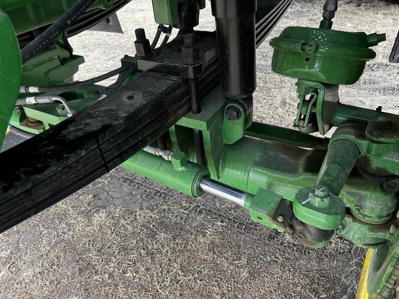 2024 John Deere 800R - Photo11