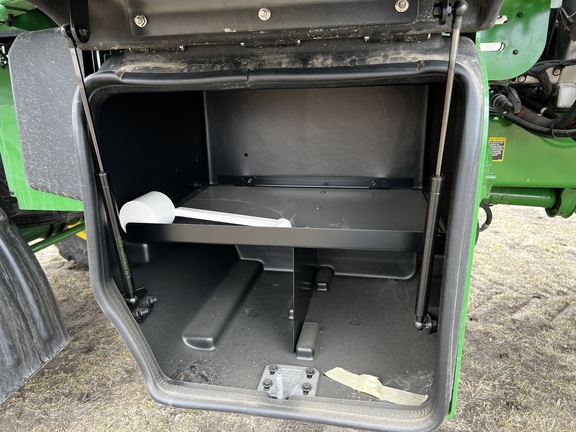 2024 John Deere 800R - Photo21