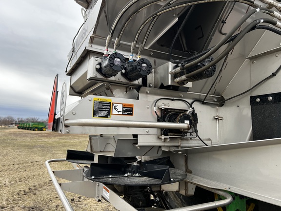 2024 John Deere 800R - Photo26