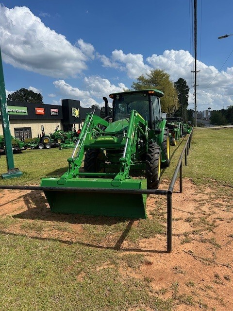 2024 John Deere 5090E Image 3