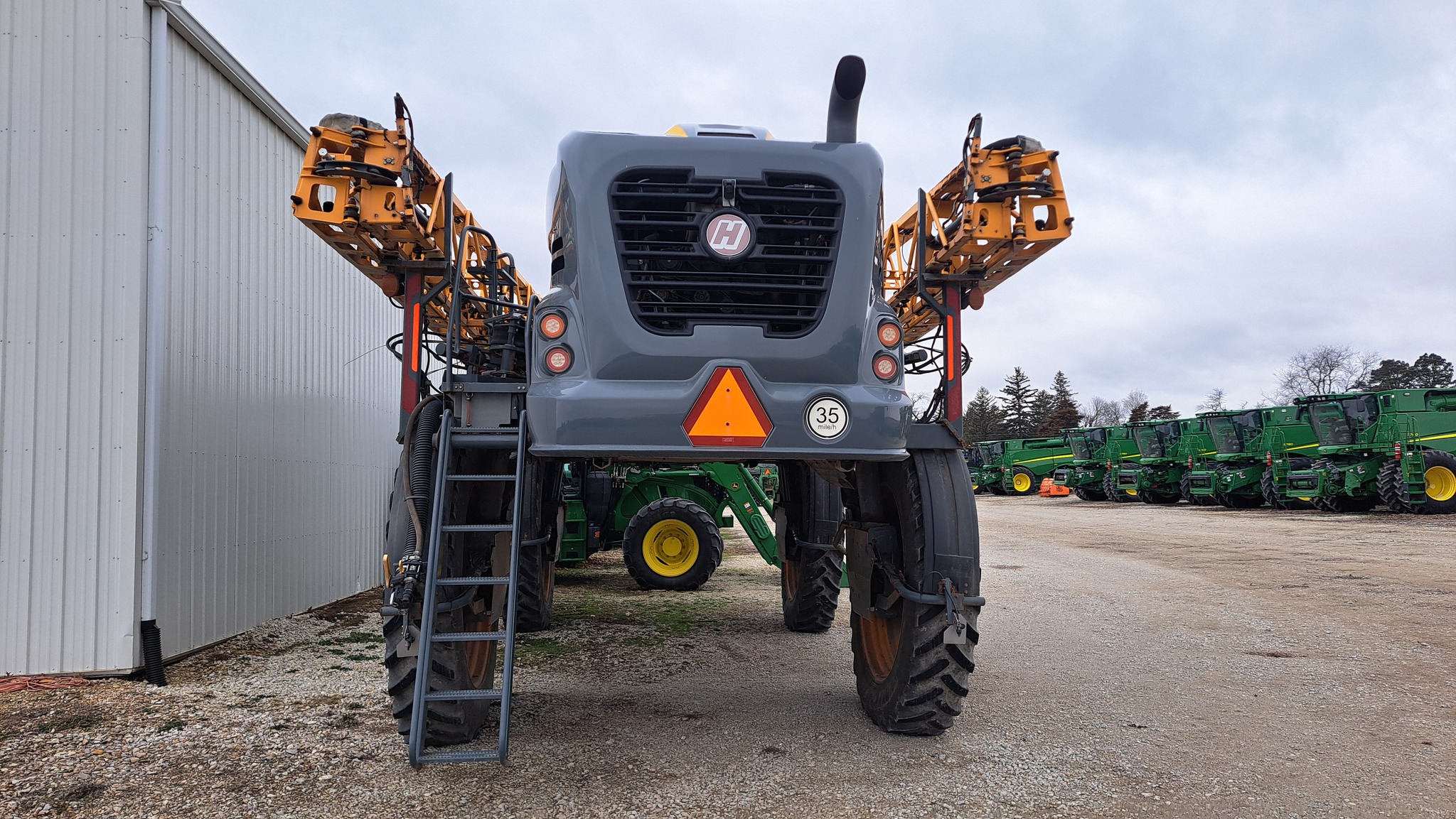  2019 Hagie STS16 at Heritage Tractor in Kewanee, IL