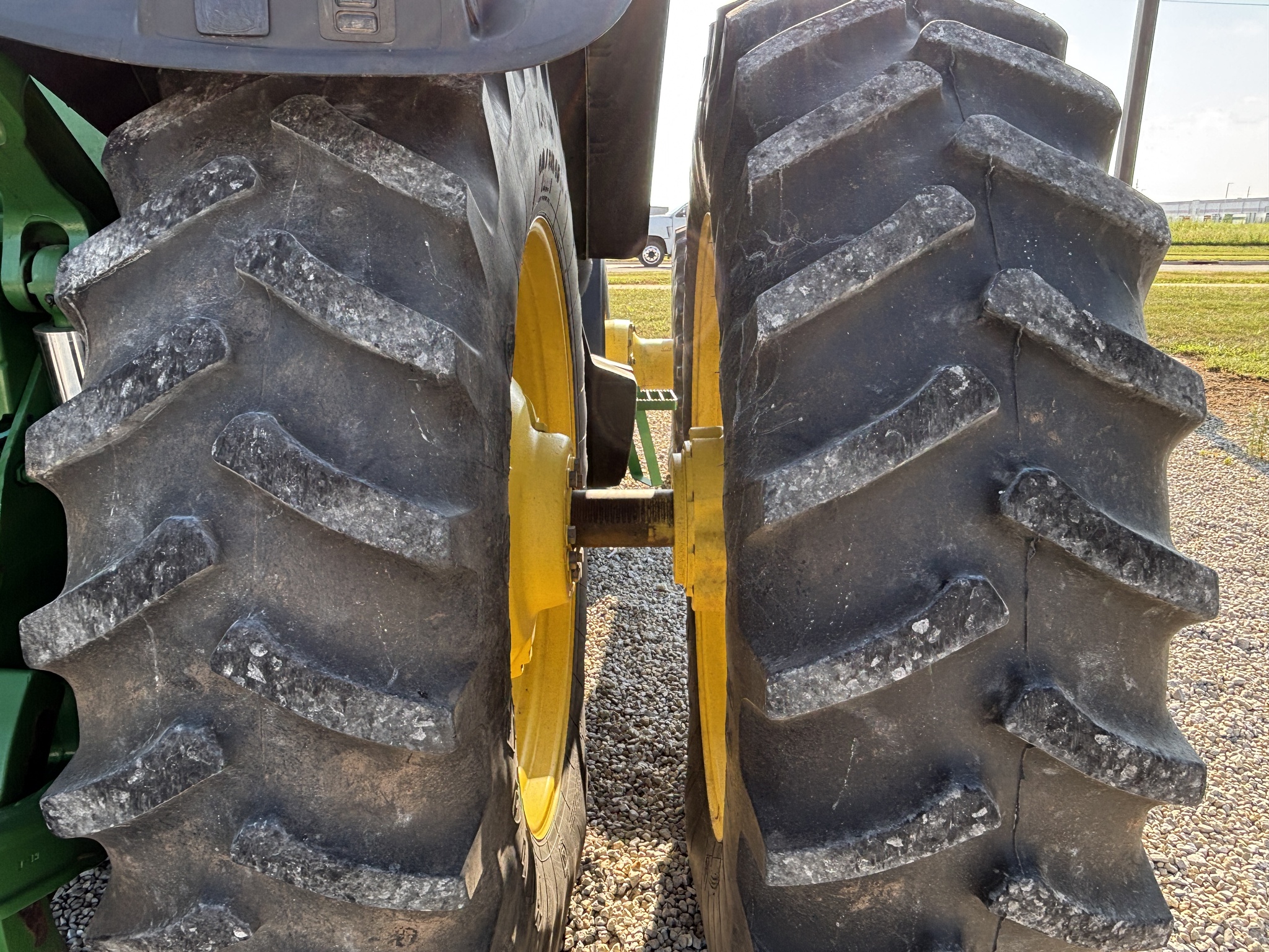 Used 2010 John Deere 8345R Row Crop Tractors at Koenig Equipment in Greenville, OH - PhotoXL23