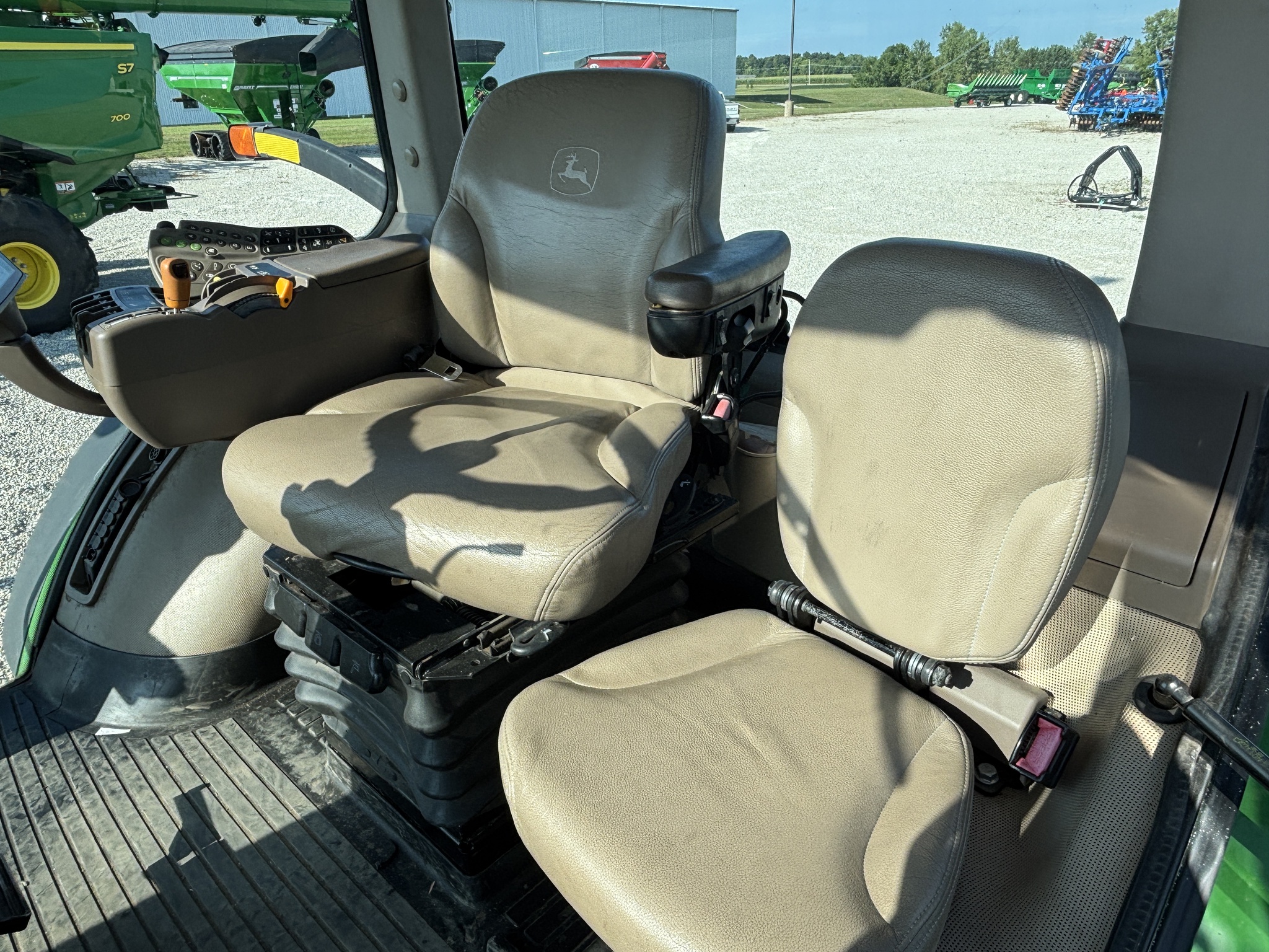 Used 2010 John Deere 8345R Row Crop Tractors at Koenig Equipment in Greenville, OH - PhotoXL37