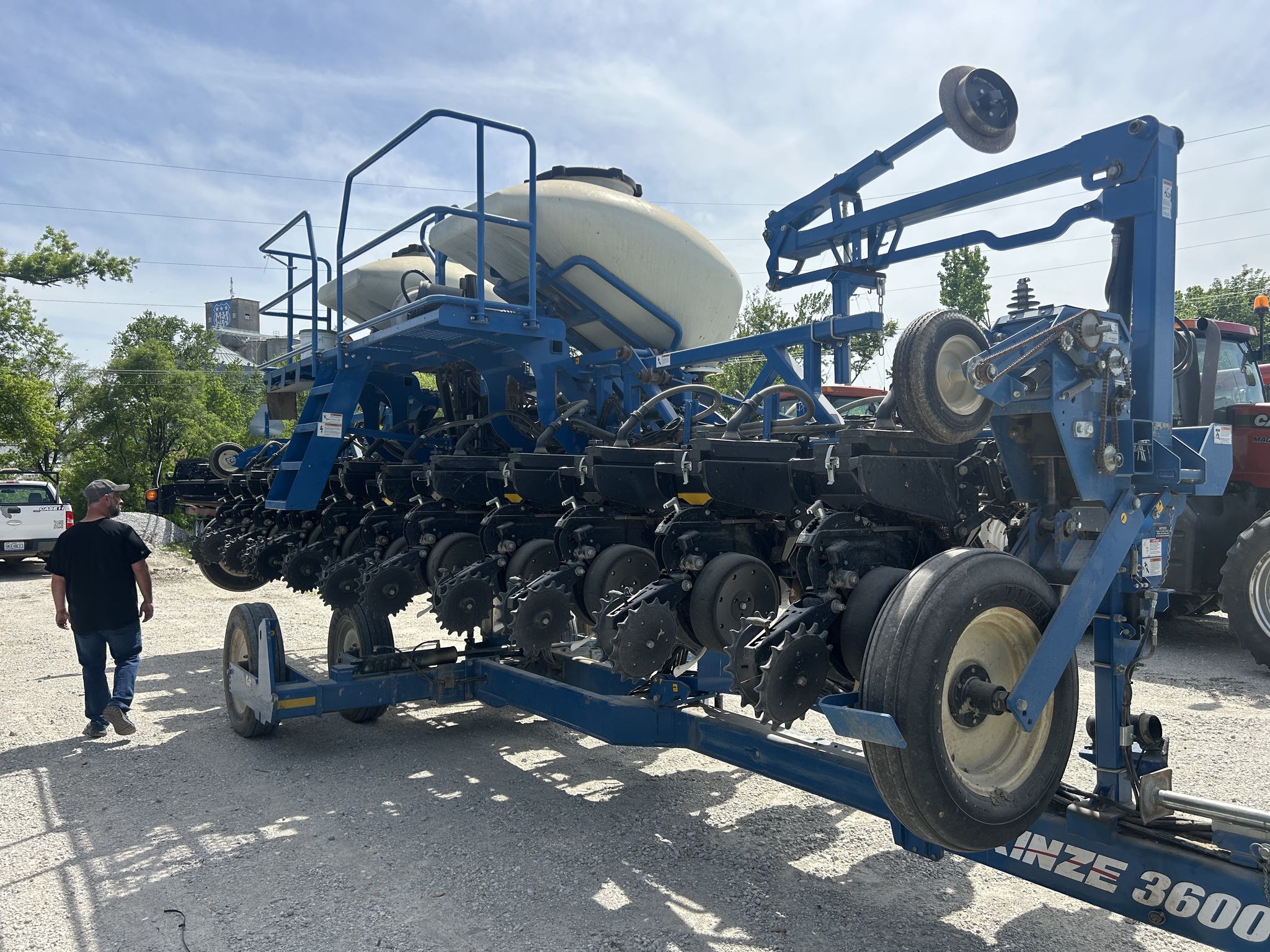 kinn 1996 Kinze 2600 - Sydenstricker Nobbe Partners