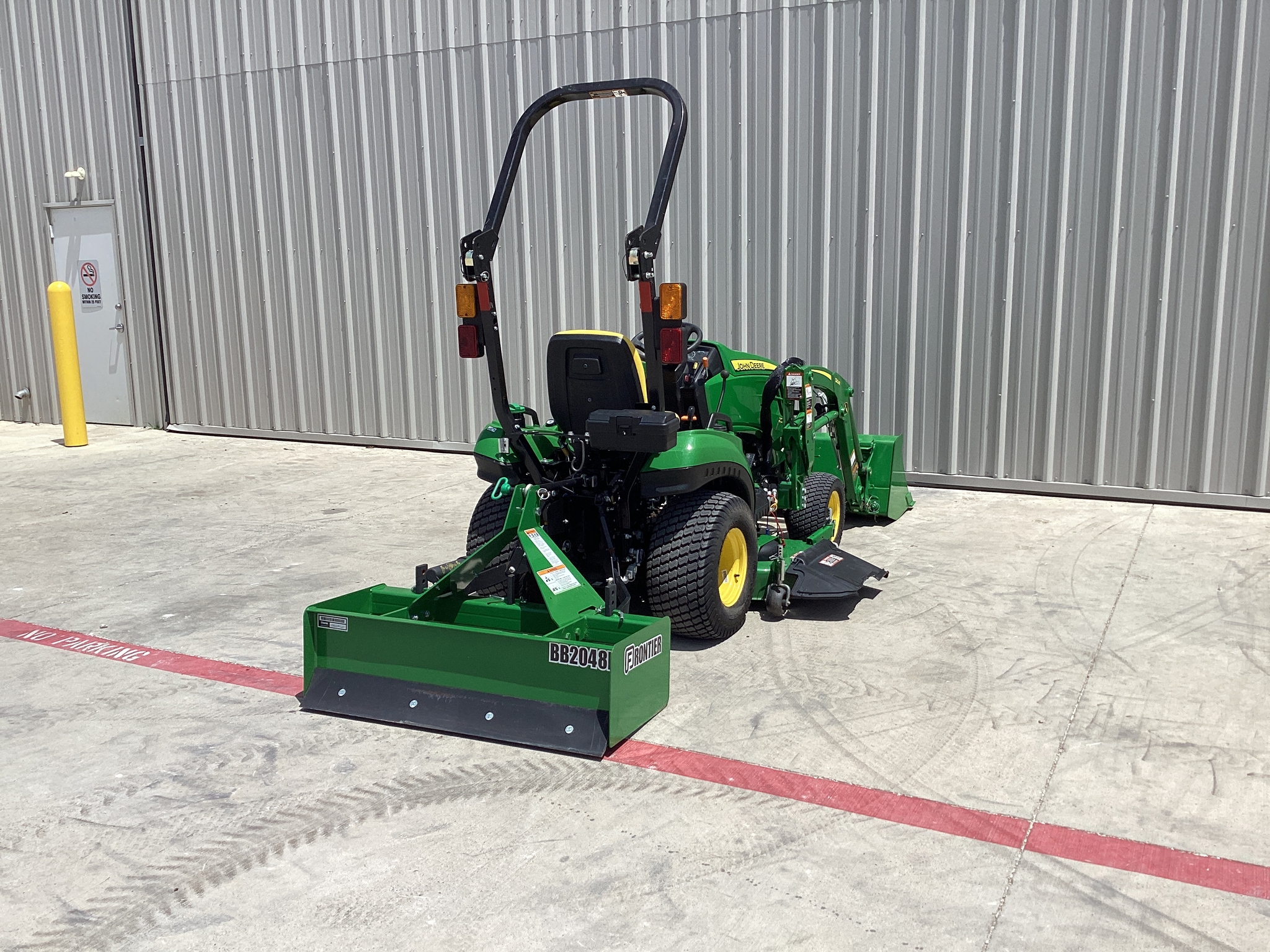 2021 John Deere 1023E Image 13