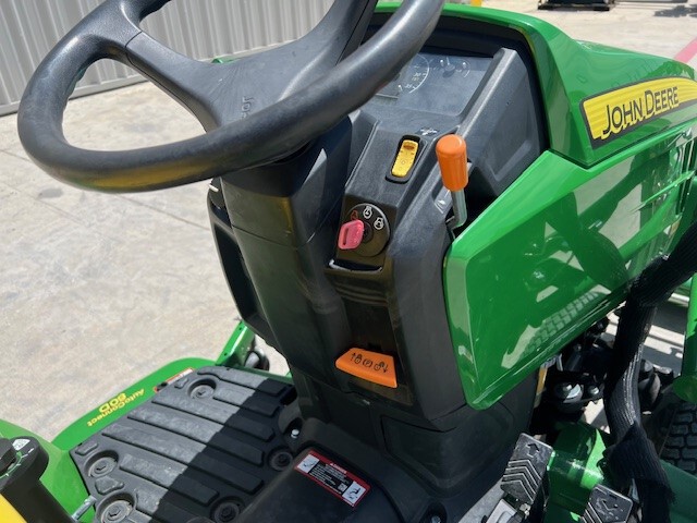 2021 John Deere 1023E Image 26