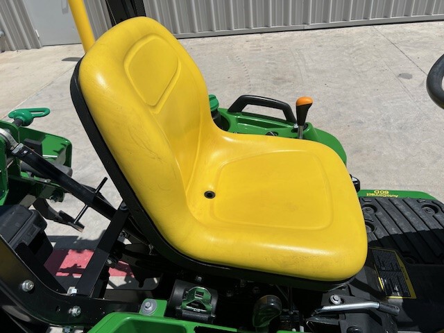 2021 John Deere 1023E Image 34