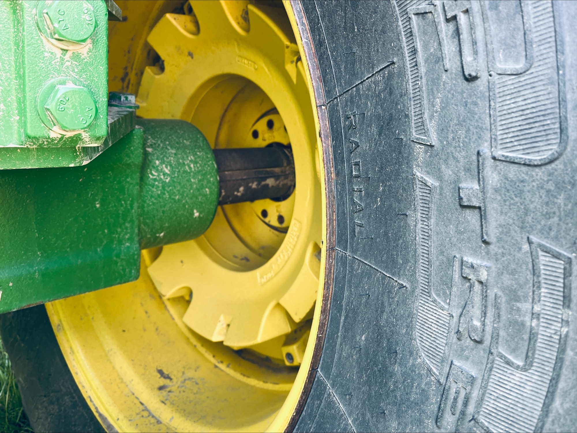 2012 John Deere 9460R Image 14
