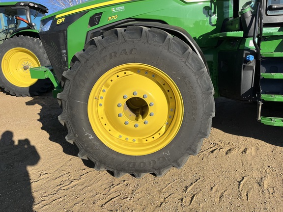 2023 John Deere 8R 370 - Photo9
