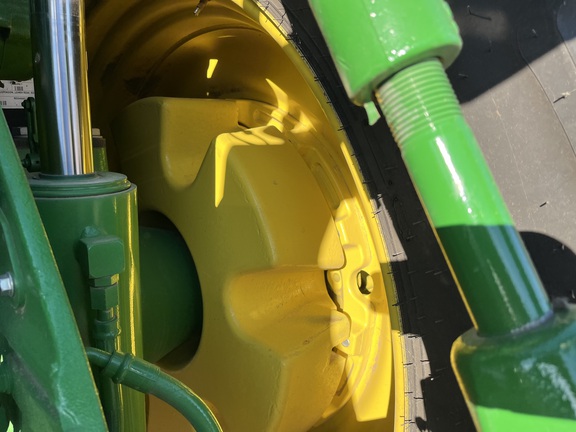2023 John Deere 8R 370 - Photo18
