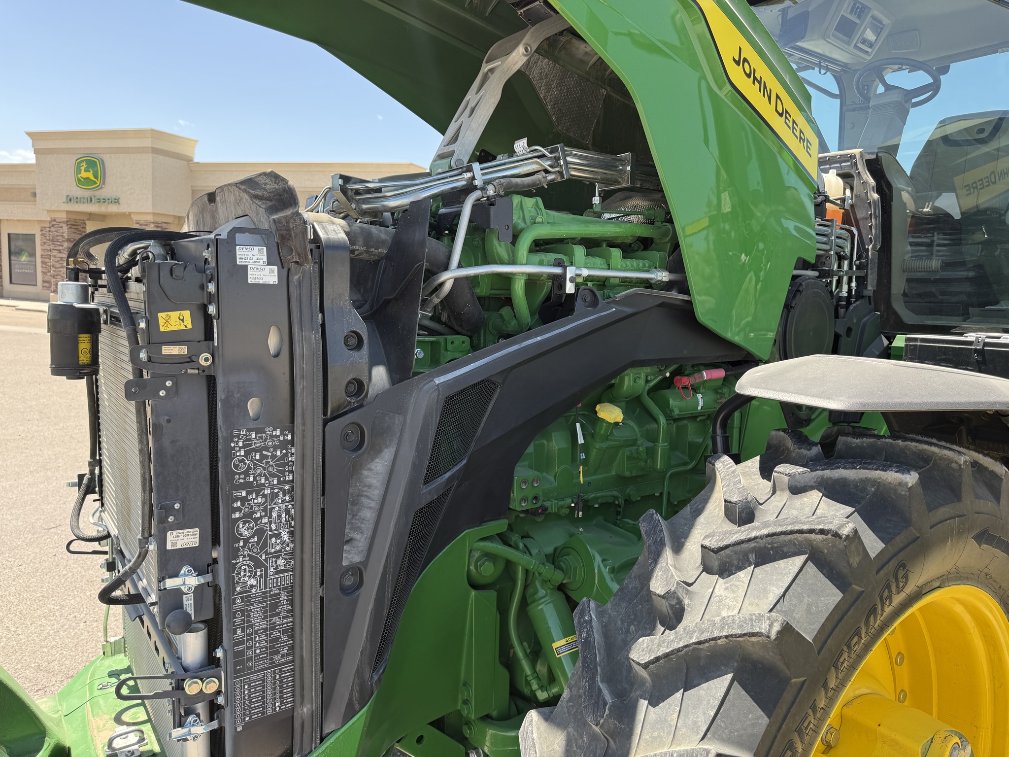 2024 John Deere 8R 310 Image 21