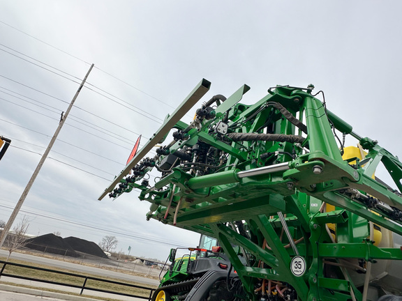 2025 John-Deere 412R