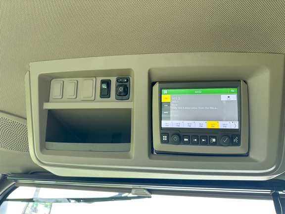 2025 John-Deere 412R