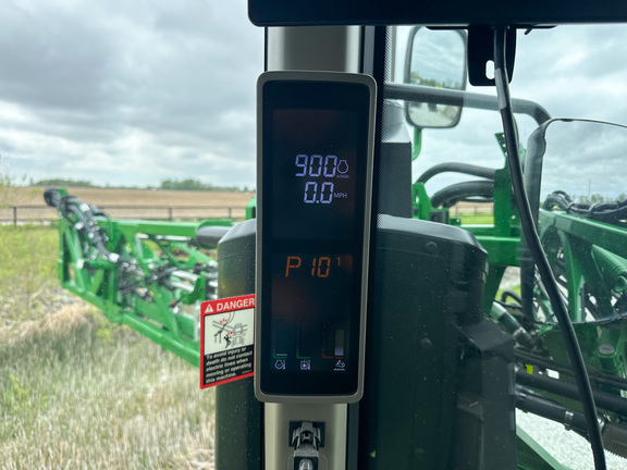 2025 John-Deere 412R