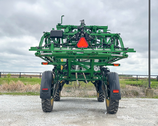 2025 John-Deere 412R