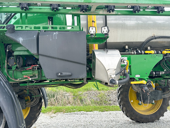 2025 John-Deere 412R