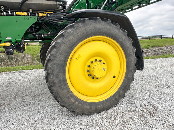 2025 John-Deere 412R