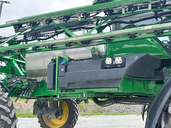 2025 John-Deere 412R