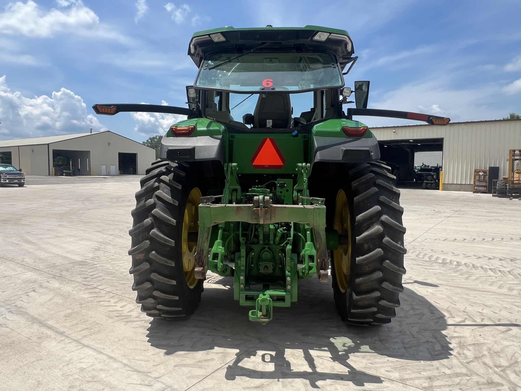 2023 John Deere 8R 230 Image 4