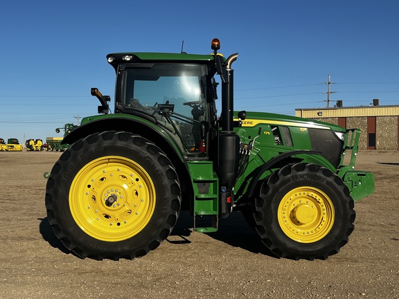 2025 John Deere 6R 175 - Photo2