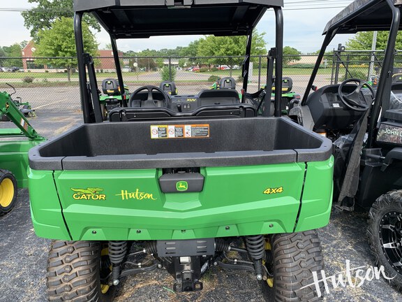 Photo of 2024 John Deere XUV 560E
