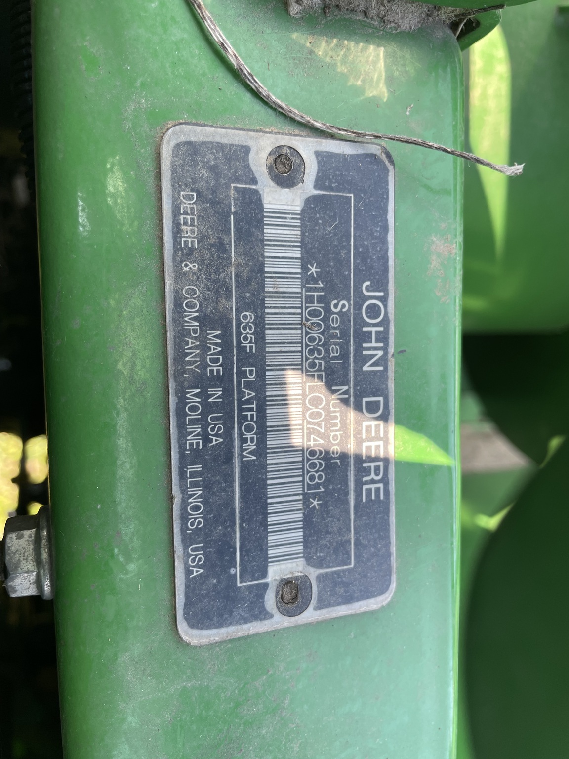 2012 John Deere 635F Image 2