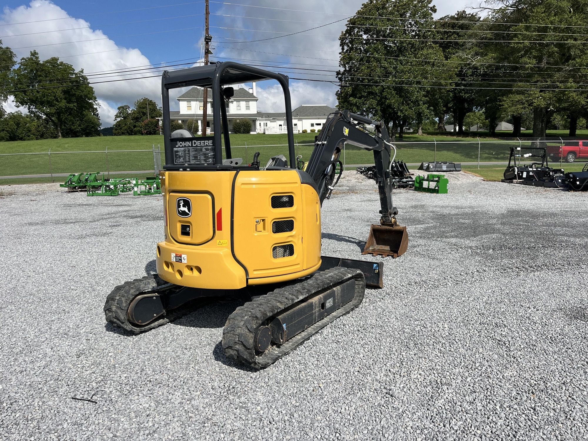 2022 John Deere 35G Image 4