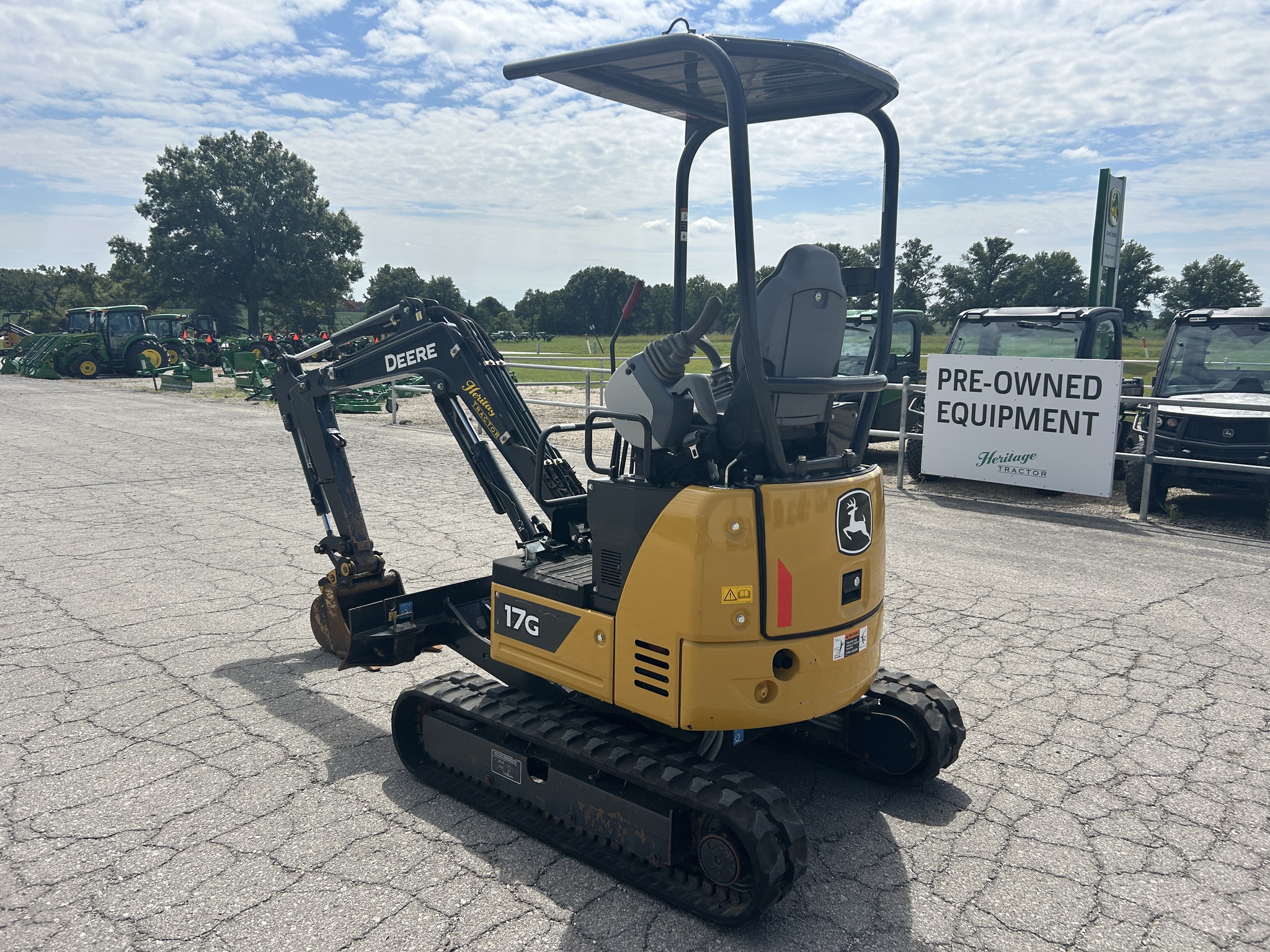  2022 John Deere 17G at Heritage Tractor in Baldwin City, KS