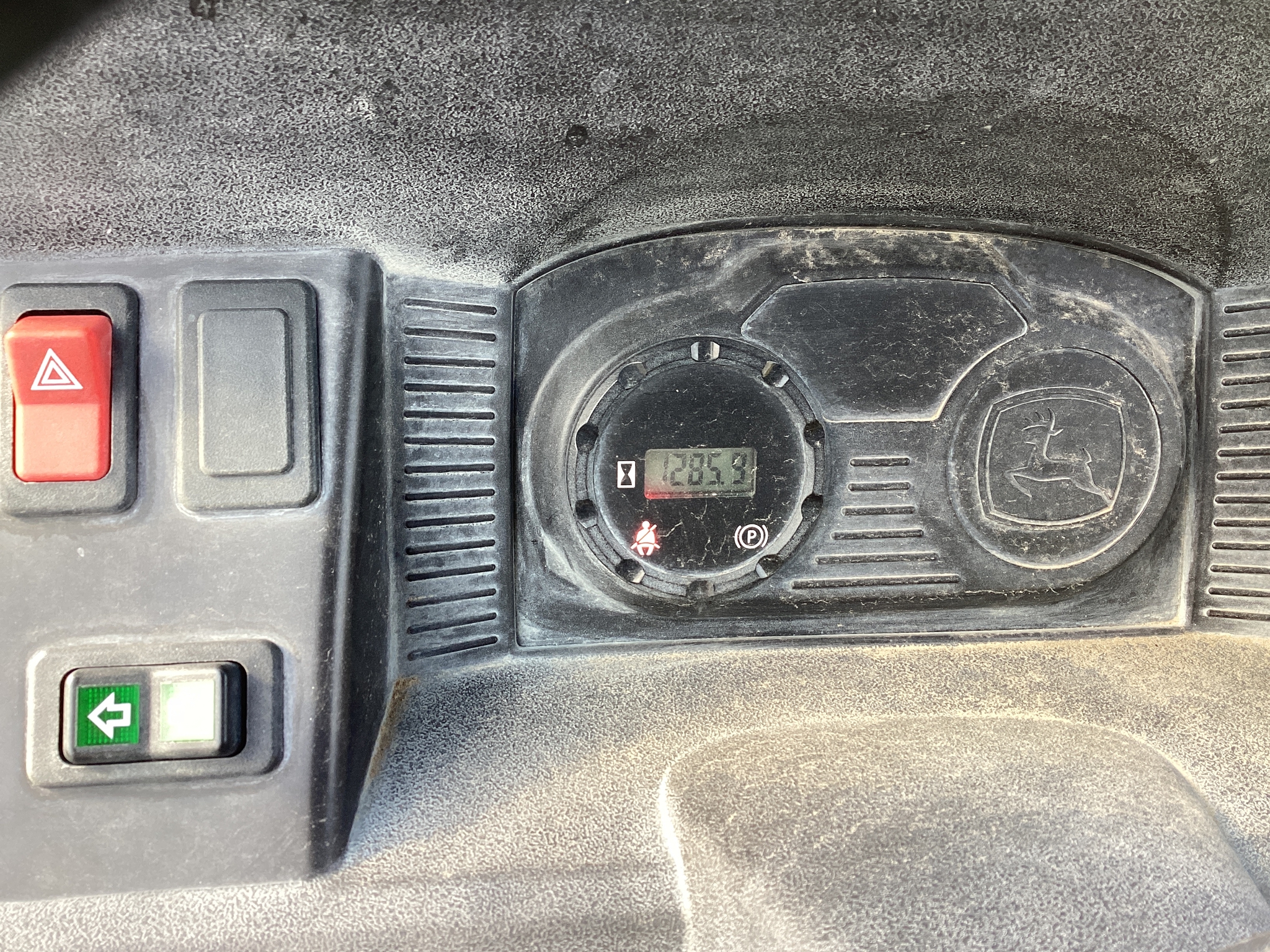 2012 John Deere XUV 550 GREEN Image 2