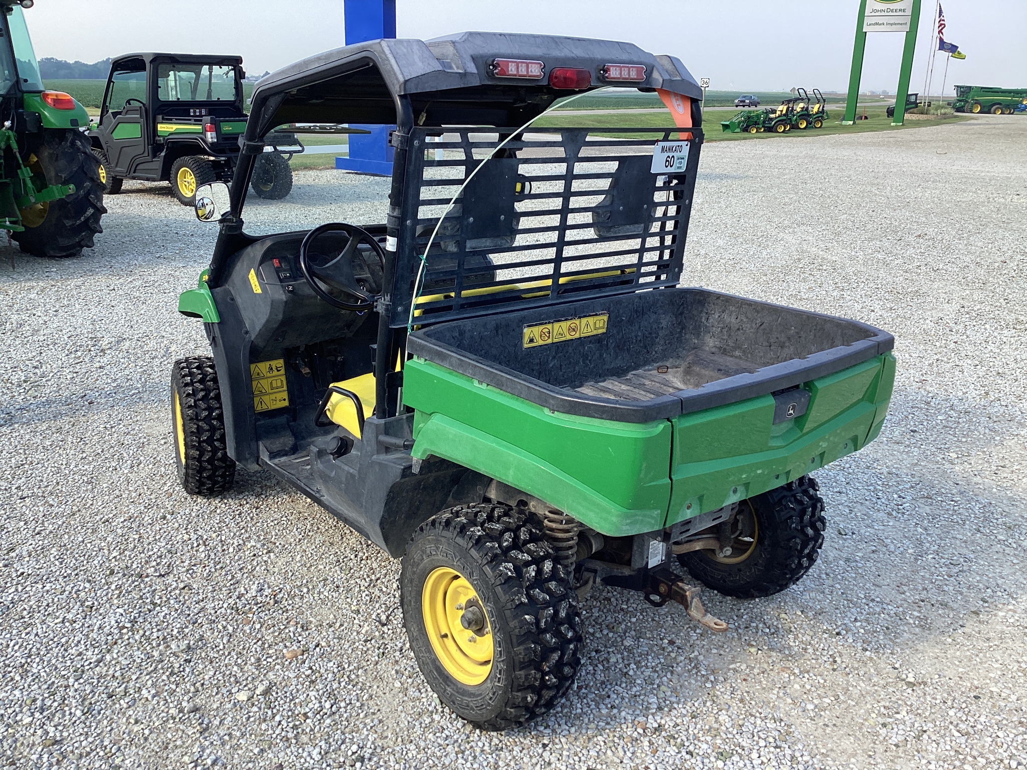 2012 John Deere XUV 550 GREEN Image 10