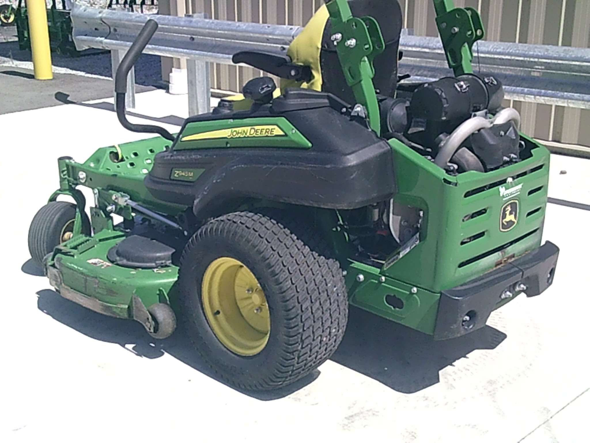 2018 John Deere Z945M EFI Image 6