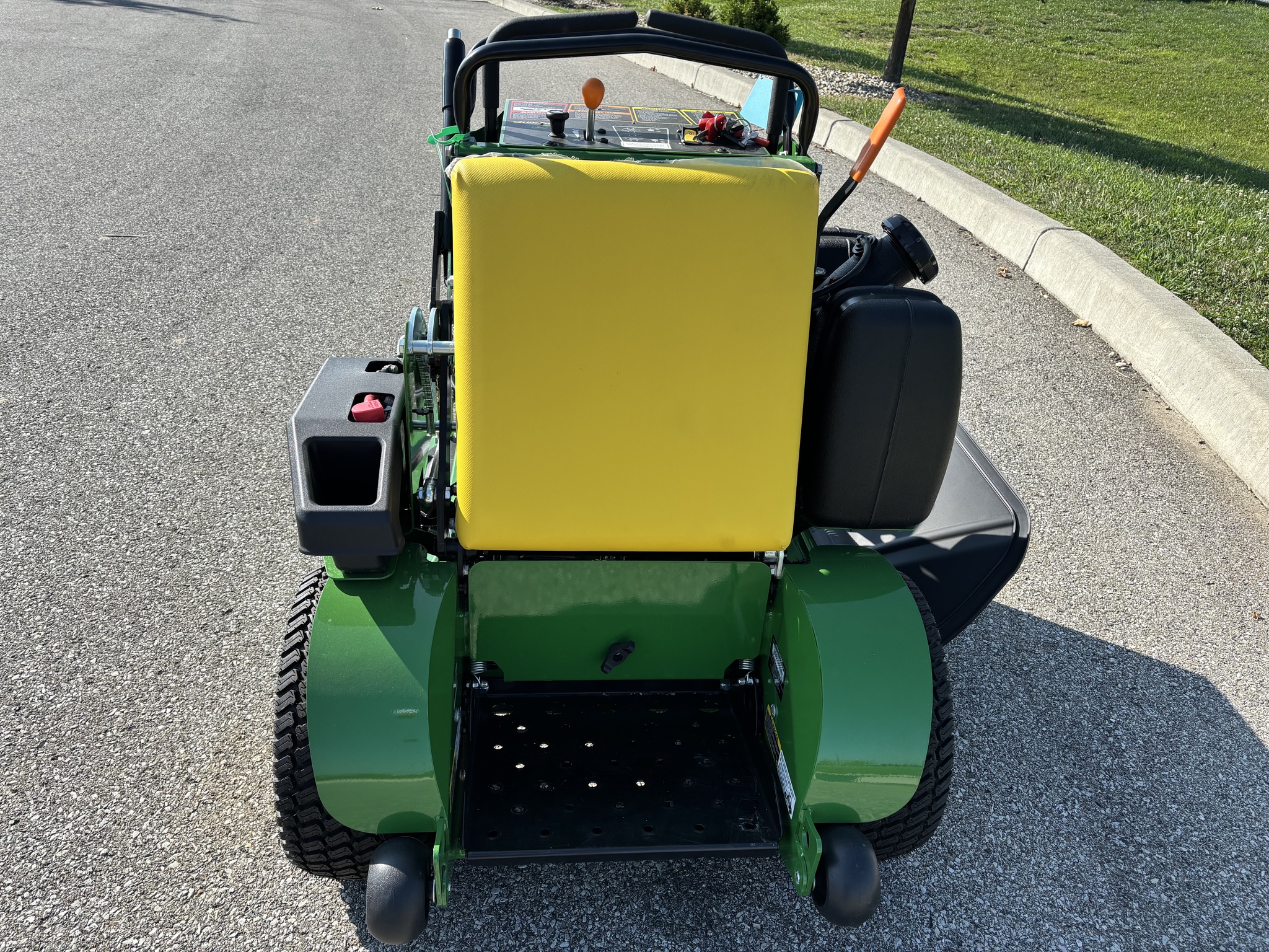Used 2025 John Deere Q810E Stand On Mowers at Koenig Equipment in Franklin, IN - PhotoXL6