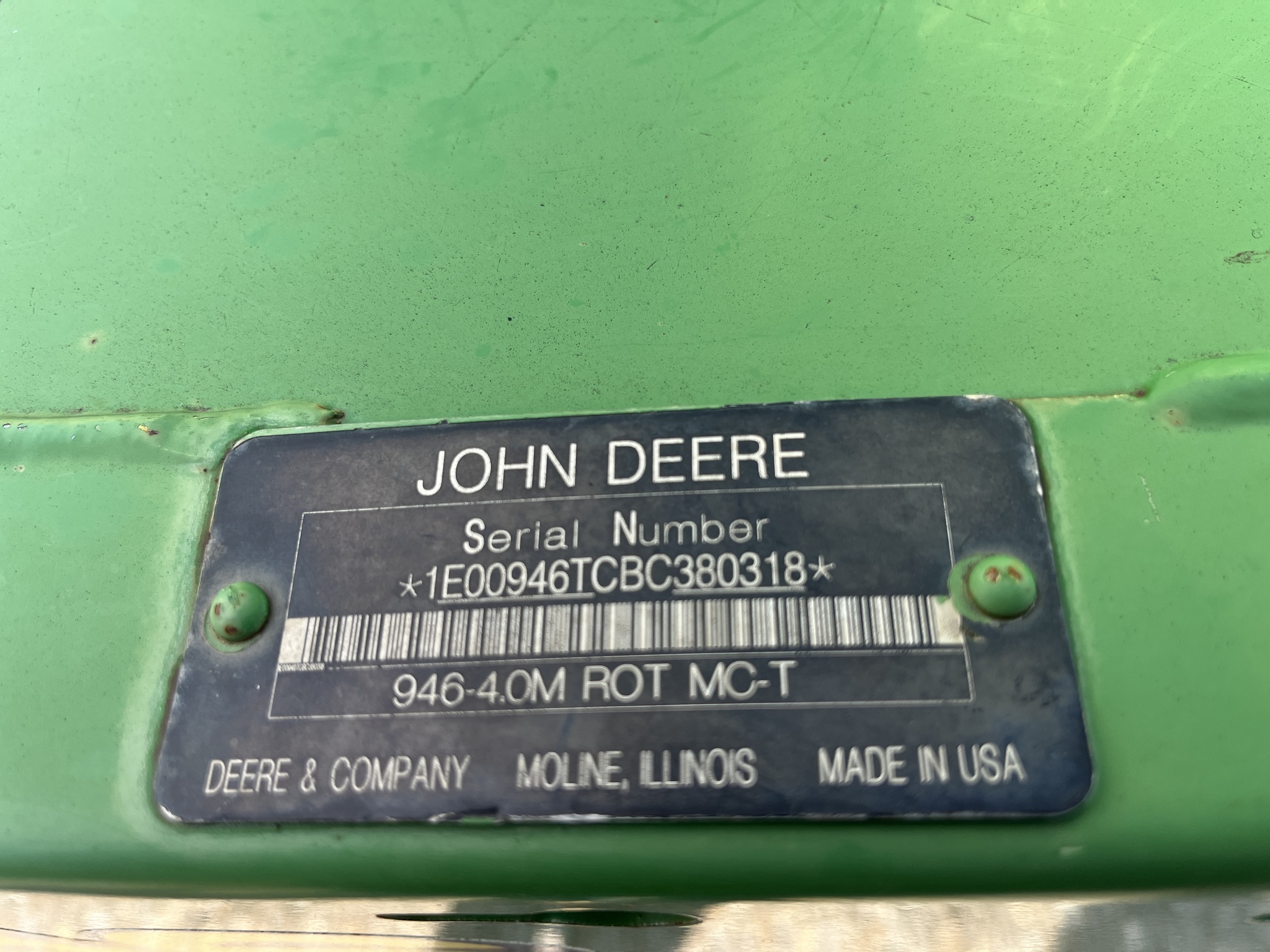 2011 John Deere 946 Image 22